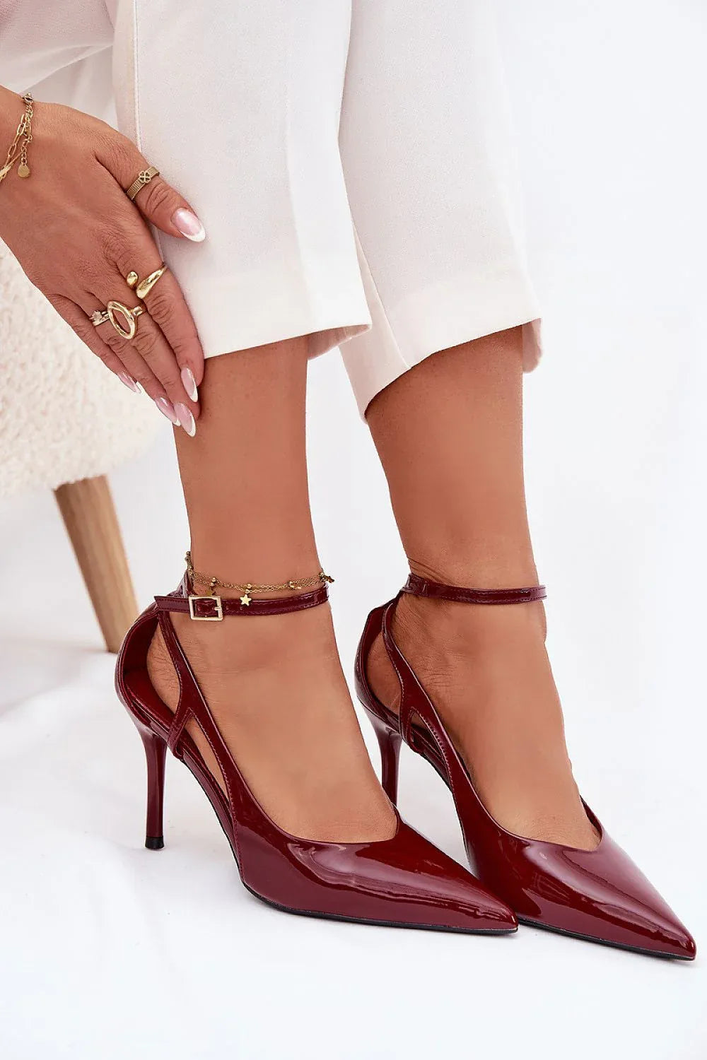 High heels Step in style red