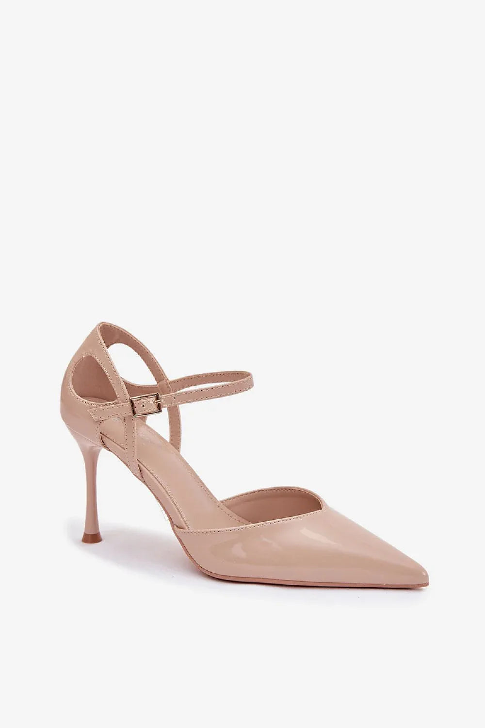 High heels Step in style