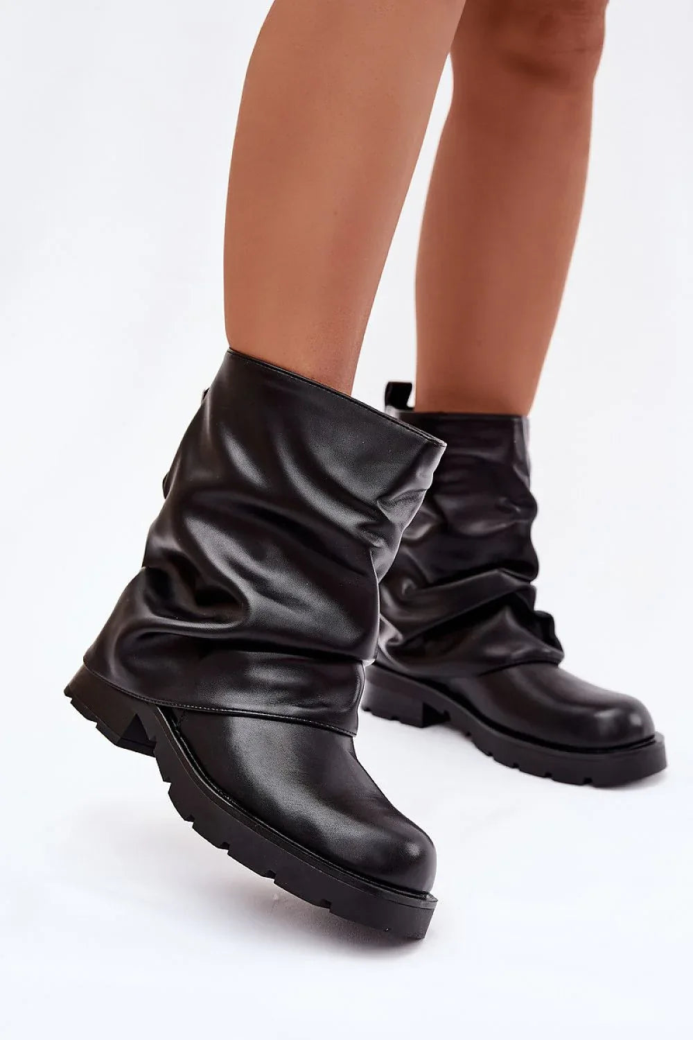 Boots Step in style black