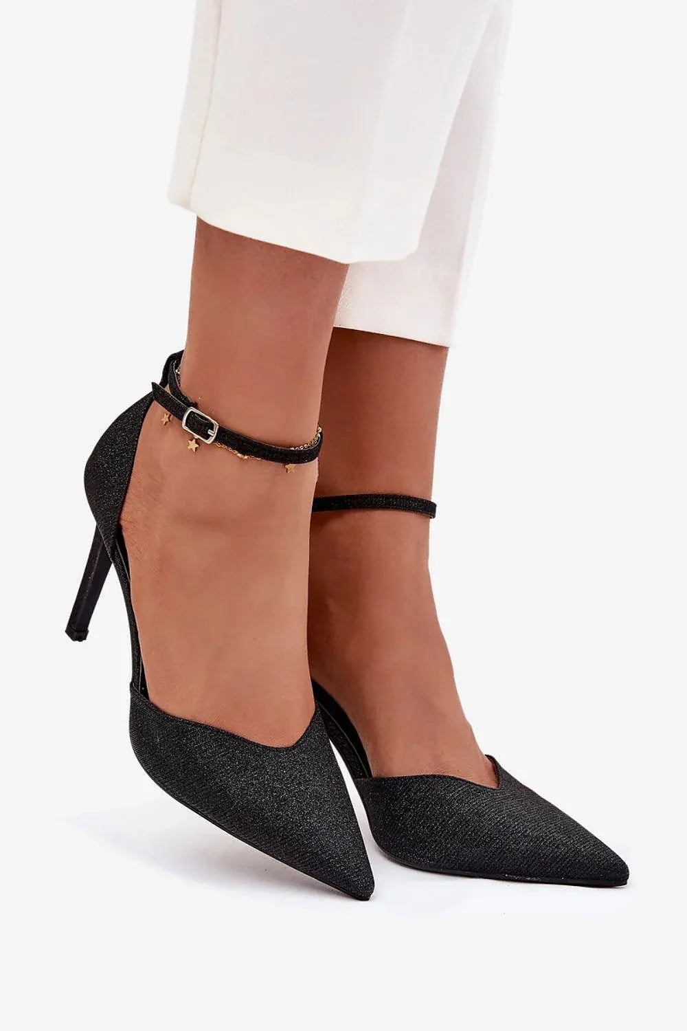 High heels Step in style