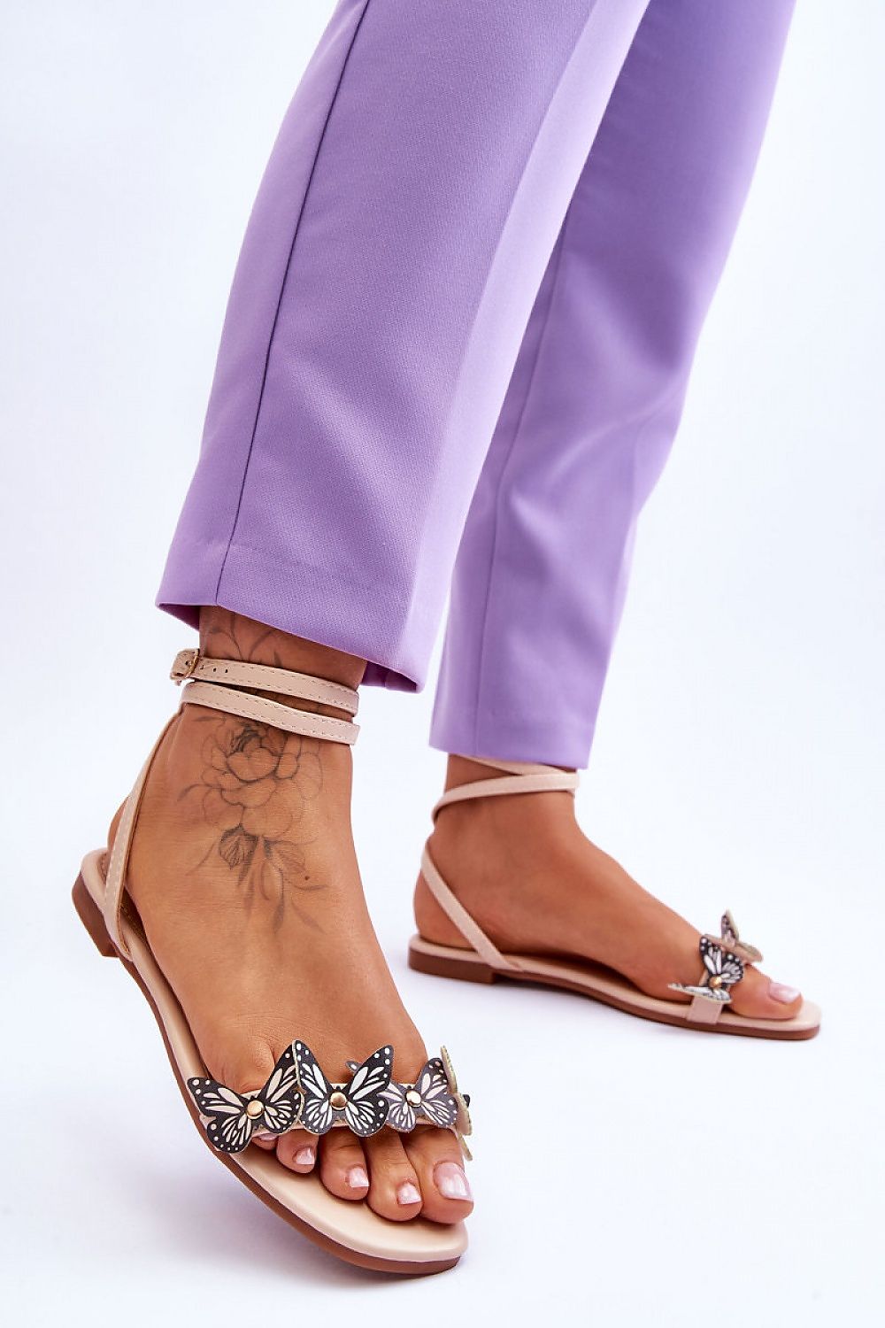  Sandals model 179143 Step in style 