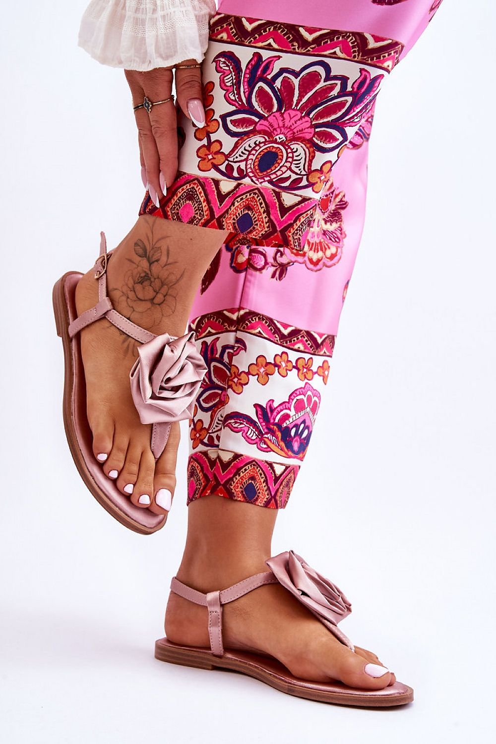  Sandals model 180356 Step in style 